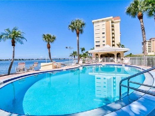 Beach House Pool